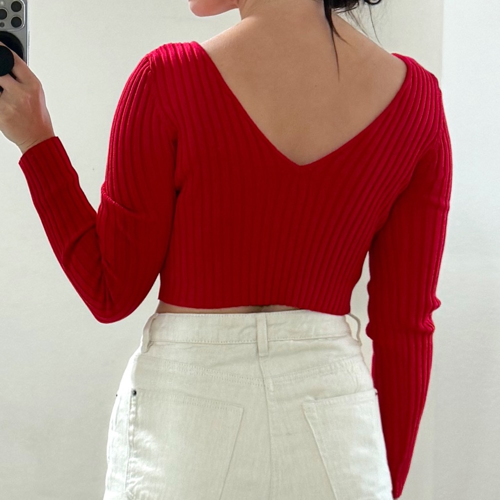 Hera Collection Ribbed Cropped Top - Picture 3 of 13